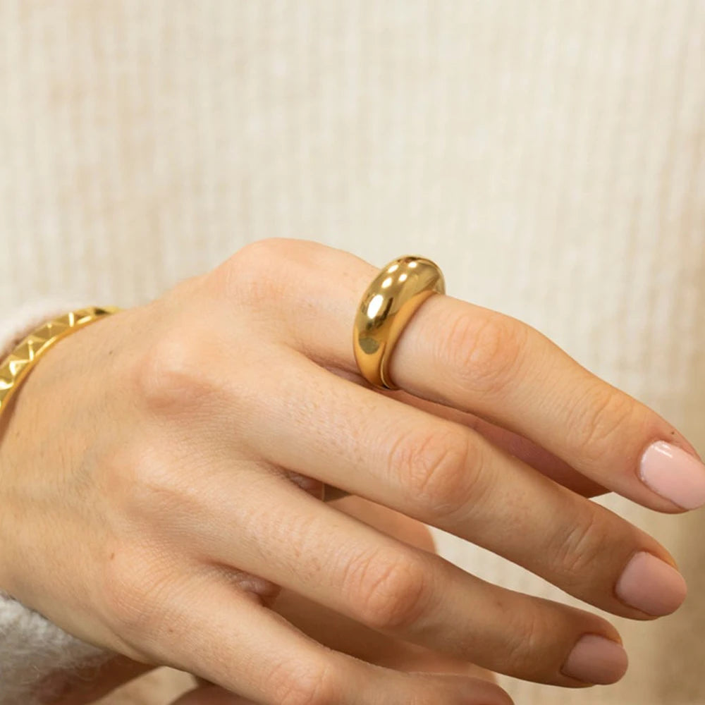 Luna Ring